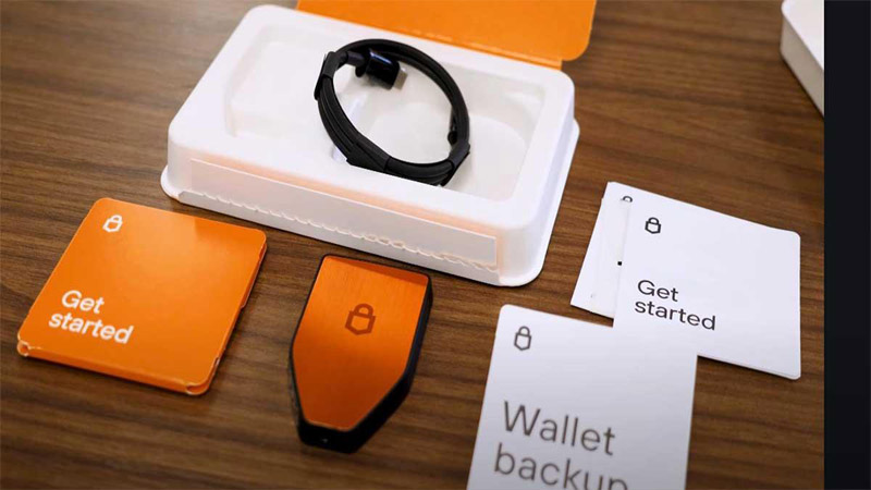 Avis sur la sécurité du Wallet Trezor Safe 5